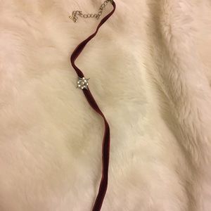 Velvet burgundy choker.
